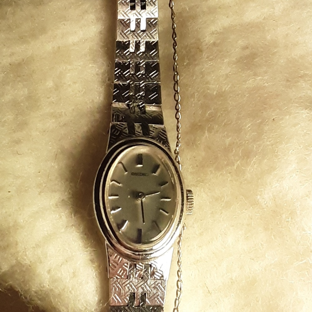 Women's watch